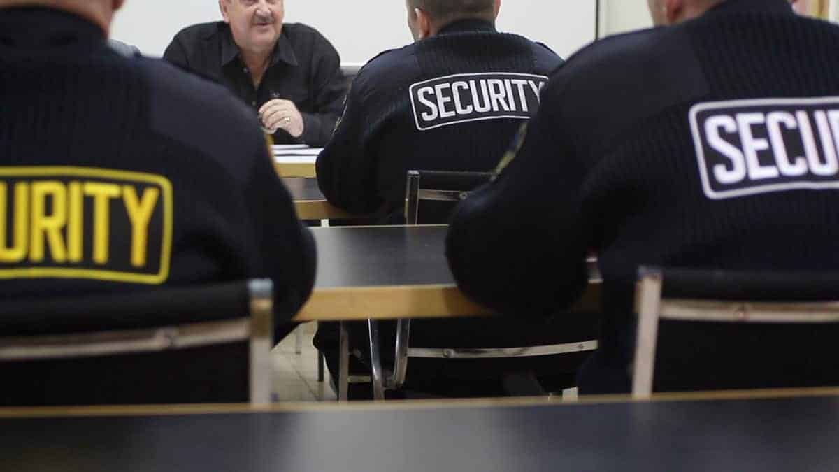  eagle eye protection group security guard in classes